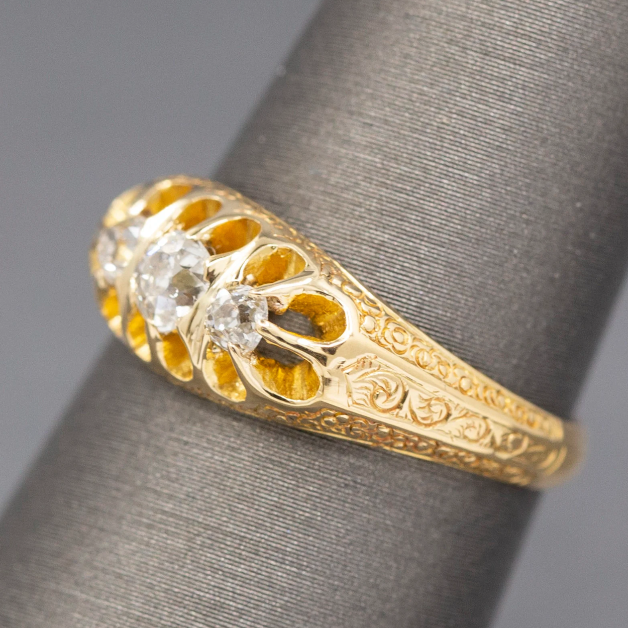 Antique Victorian Old Mine Cut Diamond Three Stone Belcher Set Ring in 18k Yellow Gold