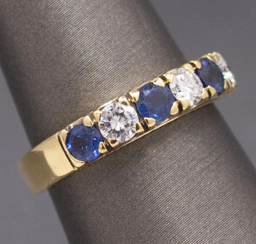 Vintage Blue Sapphire and Diamond Band Ring in 18k Yellow Gold