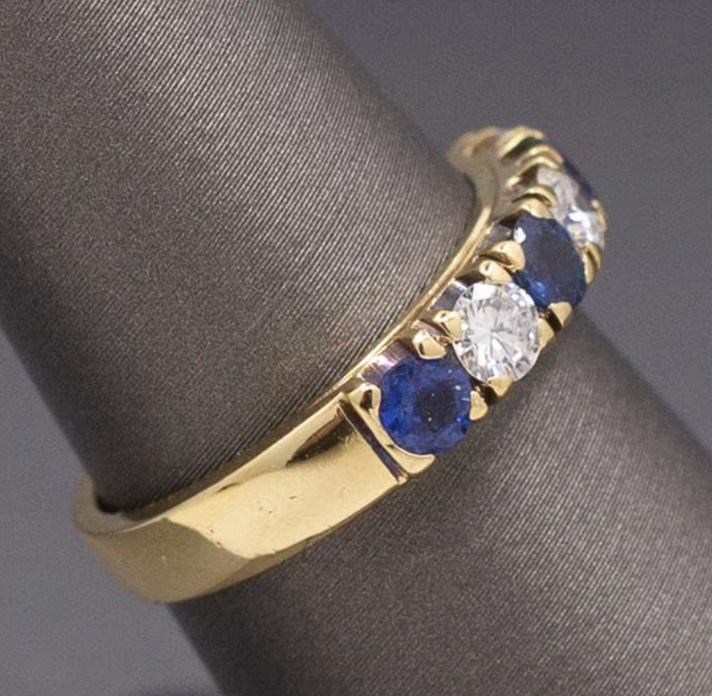 Vintage Blue Sapphire and Diamond Band Ring in 18k Yellow Gold