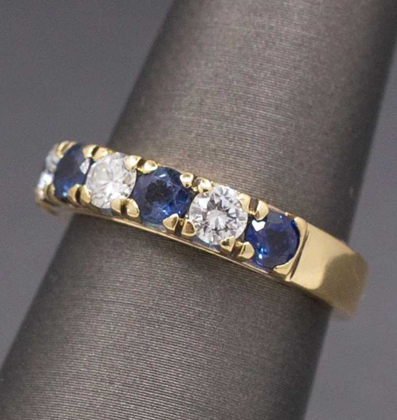 Vintage Blue Sapphire and Diamond Band Ring in 18k Yellow Gold