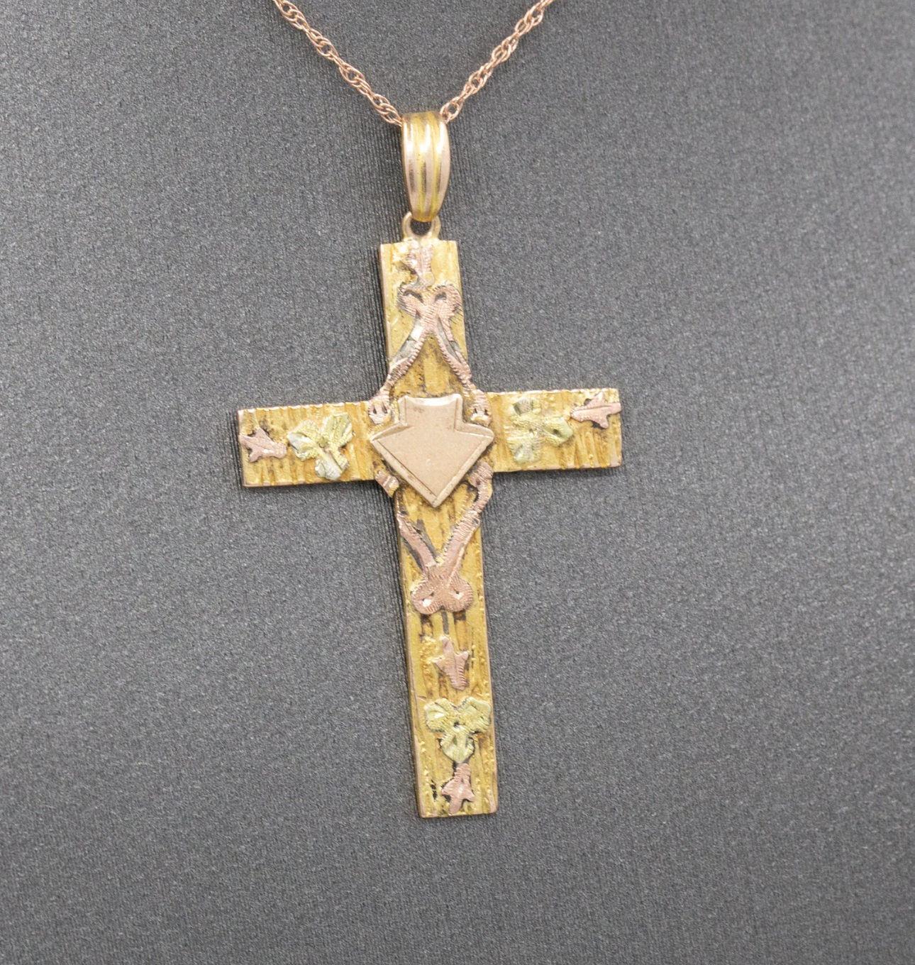 Delicate Antique Victorian Christian Cross Pendant Necklace in 10k Gold