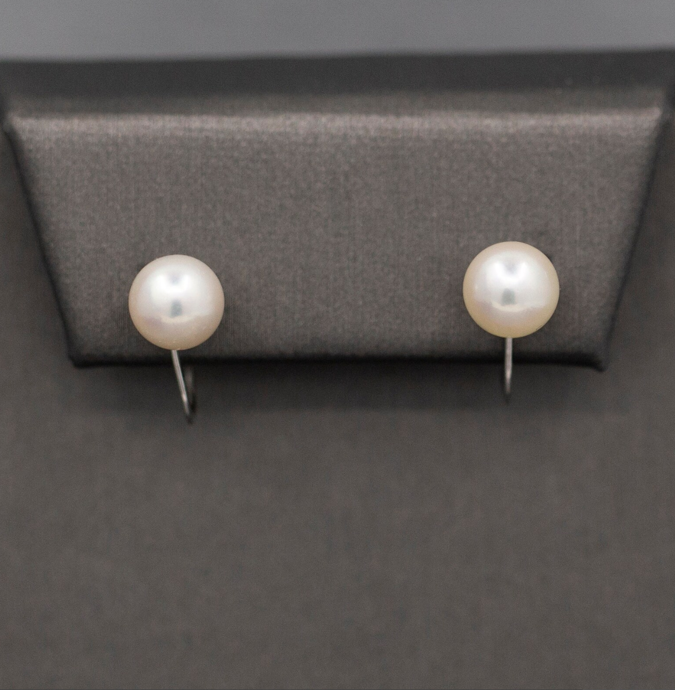 Vintage 7.5mm Akoya Pearl Screwback Earrings in 14k White Gold, Classic Akoya Pearl Stud Earrings, Saltwater Pearl Earrings, Screw Back