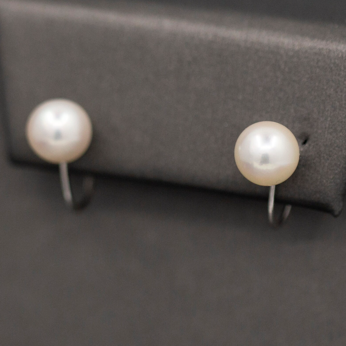 Vintage 7.5mm Akoya Pearl Screwback Earrings in 14k White Gold, Classic Akoya Pearl Stud Earrings, Saltwater Pearl Earrings, Screw Back