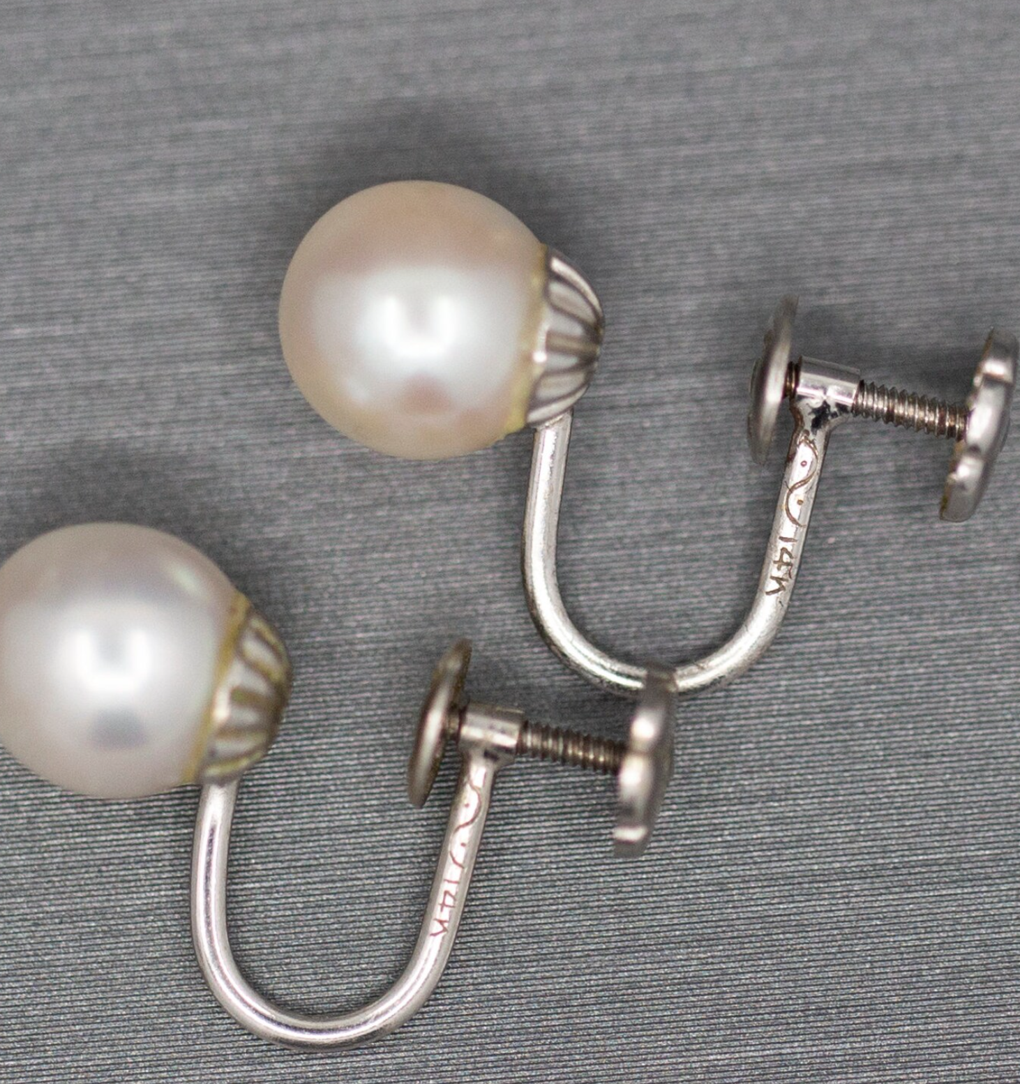 Vintage 7.5mm Akoya Pearl Screwback Earrings in 14k White Gold, Classic Akoya Pearl Stud Earrings, Saltwater Pearl Earrings, Screw Back