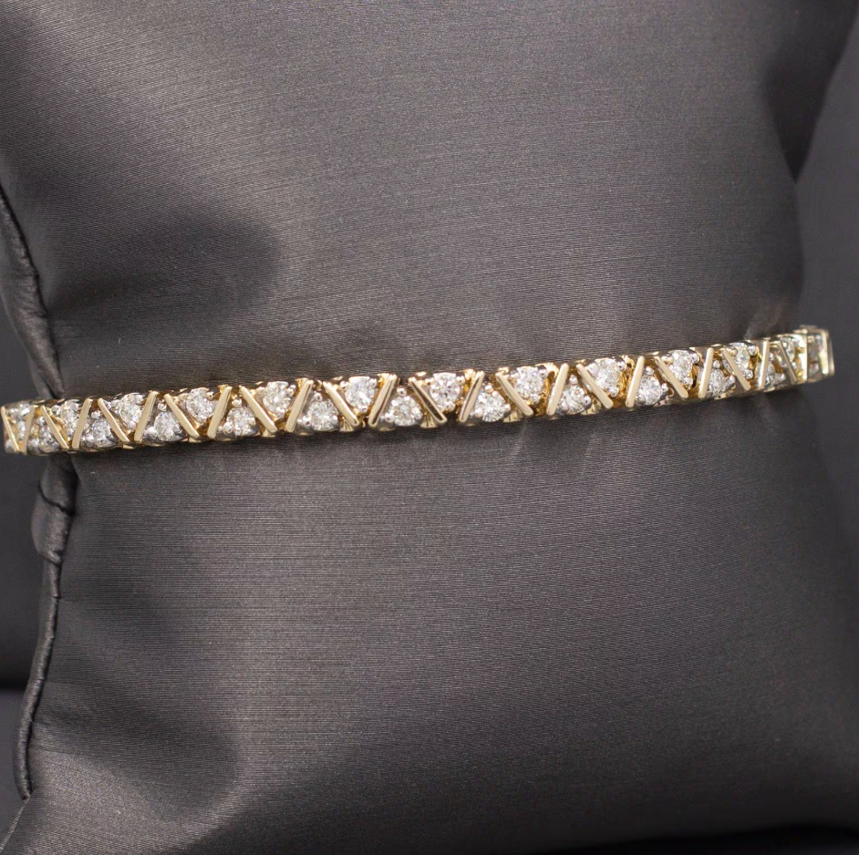 Unique 4.06cttw Diamond Tennis Bracelet in 14k Yellow Gold 8 1/8"