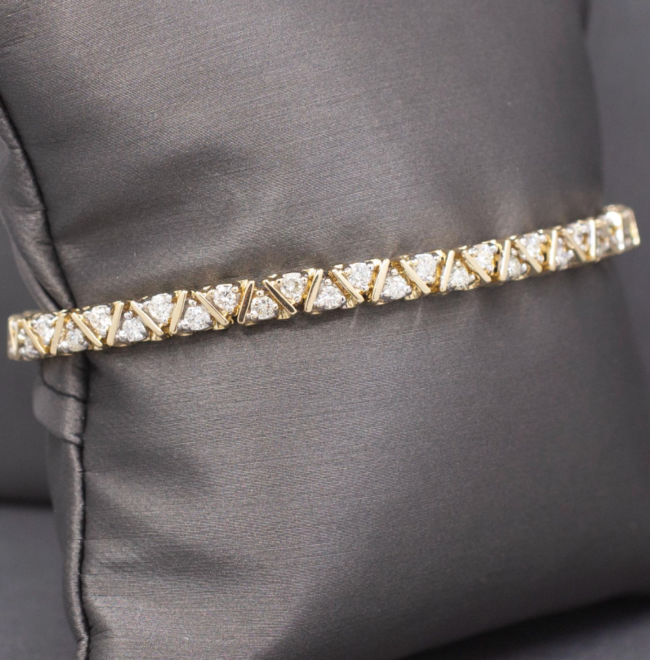 Unique 4.06cttw Diamond Tennis Bracelet in 14k Yellow Gold 8 1/8"