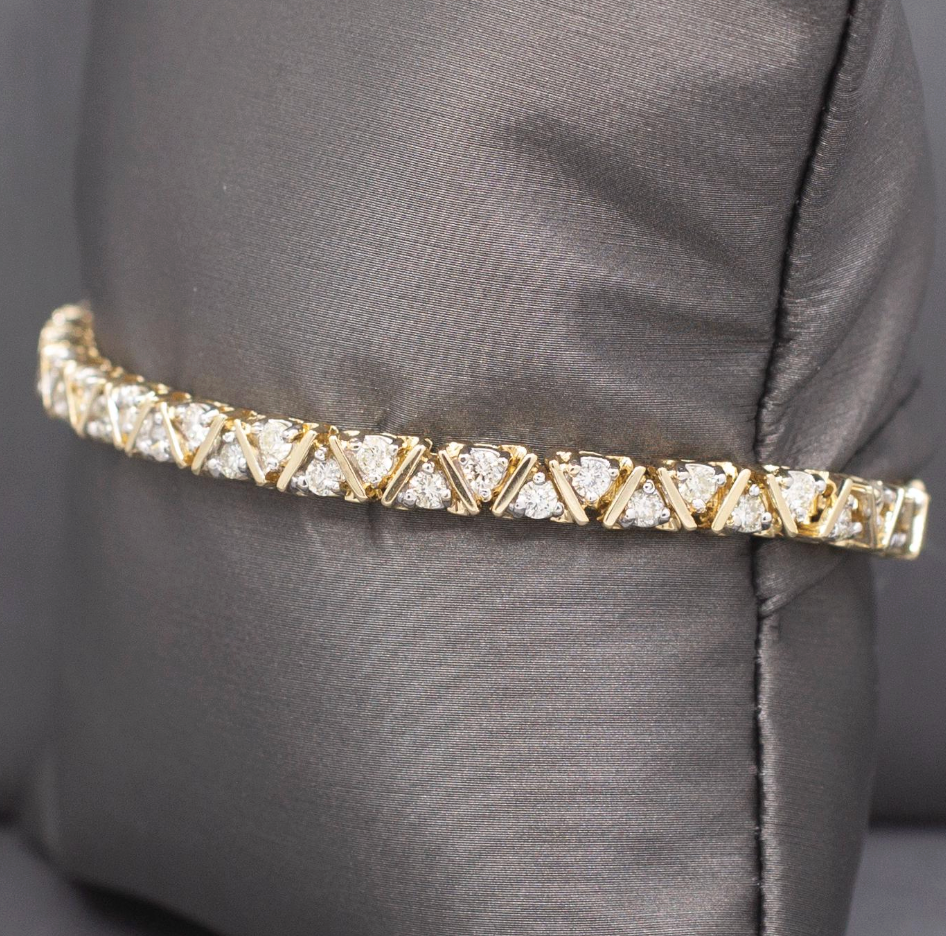Unique 4.06cttw Diamond Tennis Bracelet in 14k Yellow Gold 8 1/8"