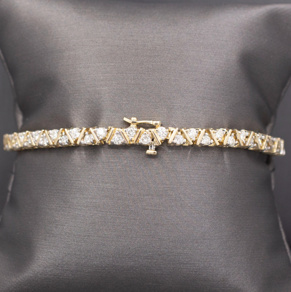 Unique 4.06cttw Diamond Tennis Bracelet in 14k Yellow Gold 8 1/8"