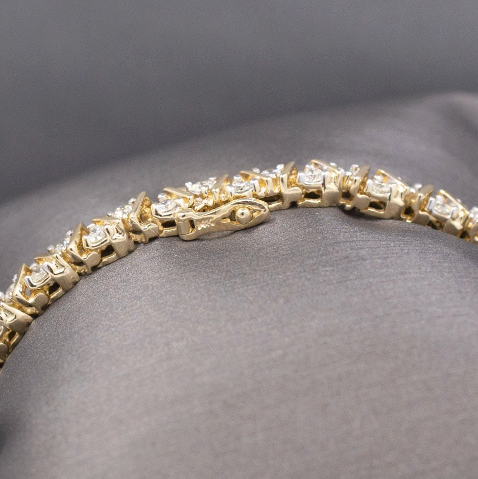 Unique 4.06cttw Diamond Tennis Bracelet in 14k Yellow Gold 8 1/8"