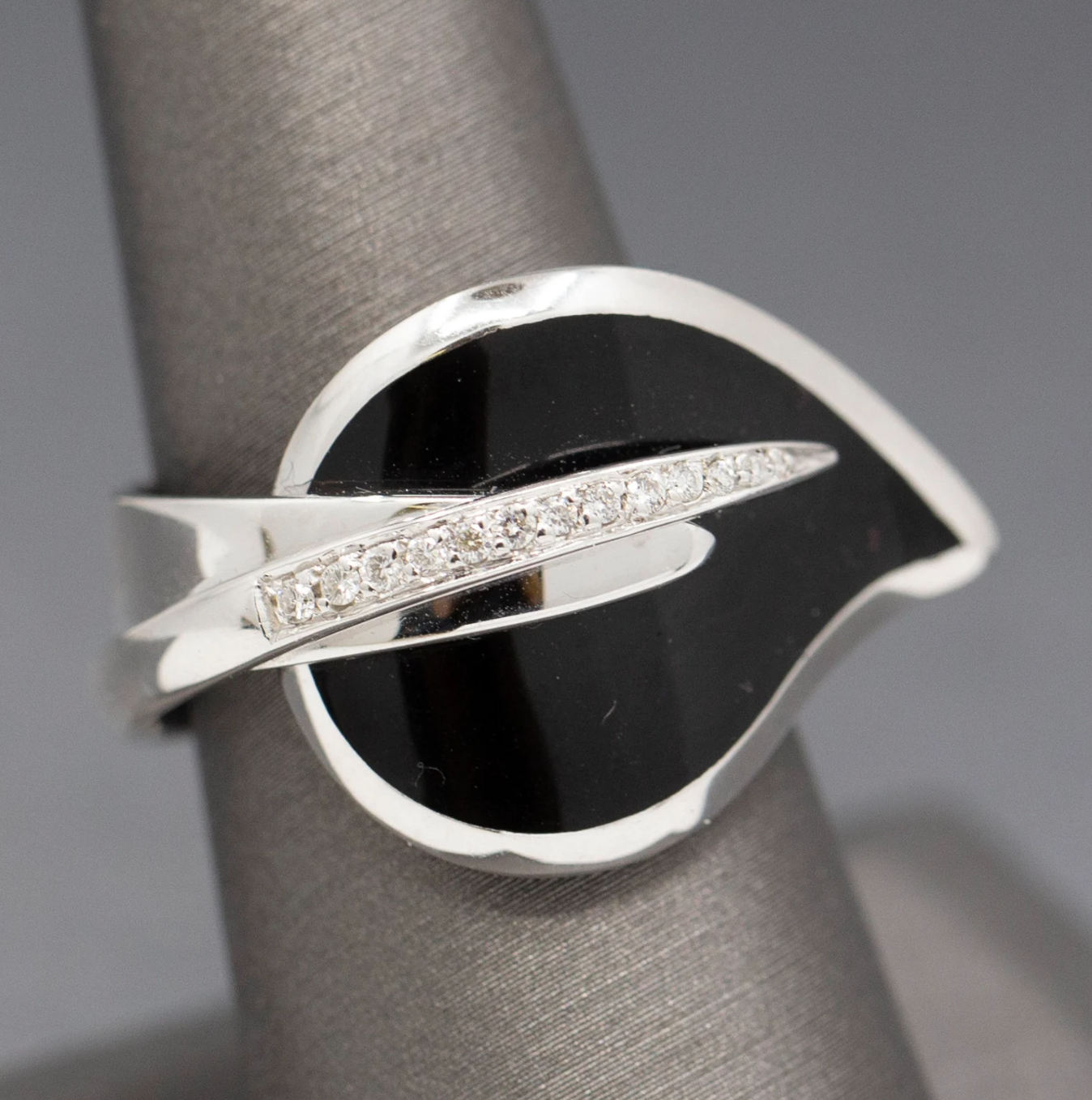 La Nouvelle Bague Black Enamel and Diamond Leaf Wrap Ring in 18k White Gold
