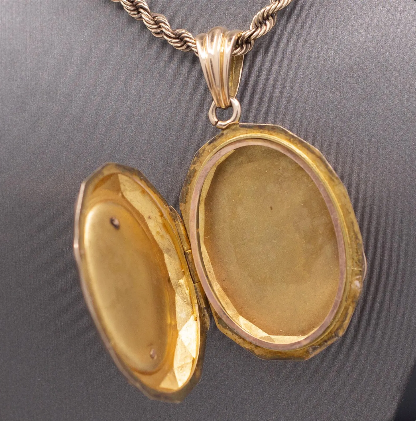 Antique Victorian Seed Pearl Faceted Oval Picture Locket in 14k Rosy Gold