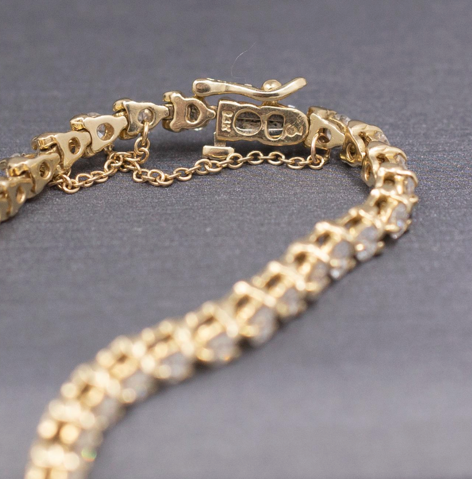 Sparkling 4.60cttw Diamond Tennis Bracelet in 14k Yellow Gold
