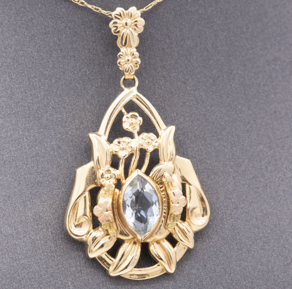 Vintage Bezel Set Aquamarine Pendant Necklace in 14k Yellow Gold