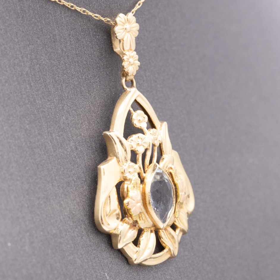 Vintage Bezel Set Aquamarine Pendant Necklace in 14k Yellow Gold