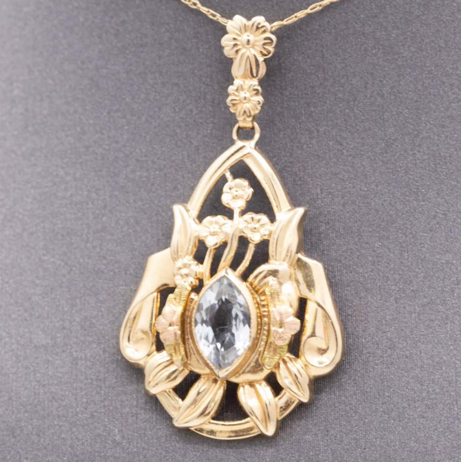 Vintage Bezel Set Aquamarine Pendant Necklace in 14k Yellow Gold