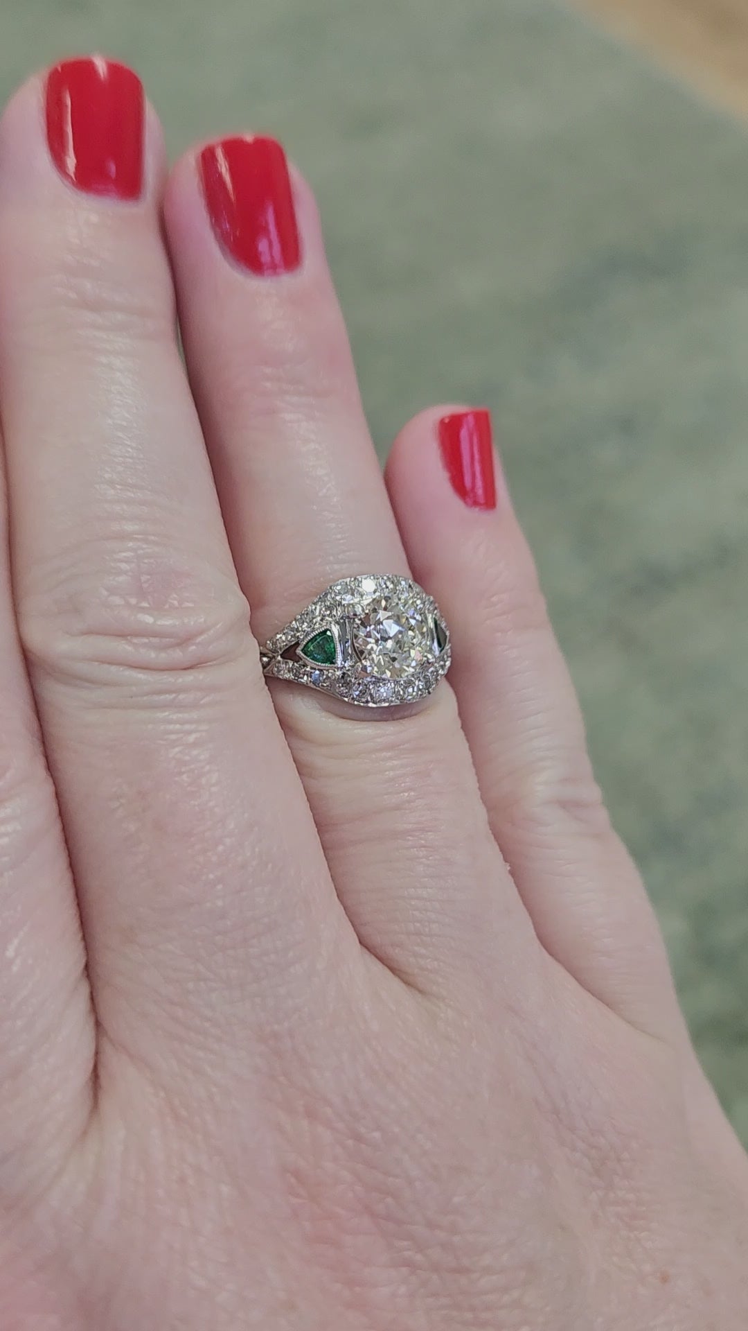 Late Art Deco Old European Cut Diamond and Natural Emerald Ring in Platinum
