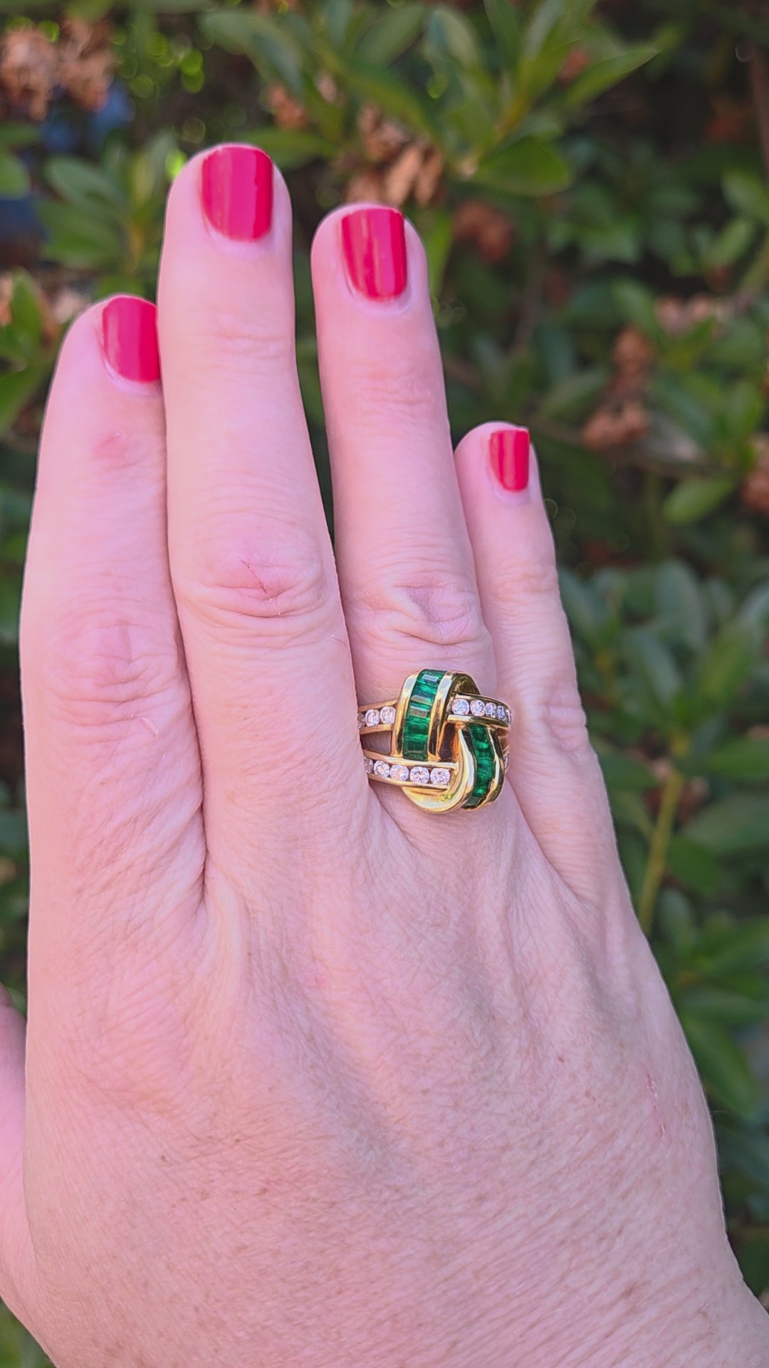 Charles Krypell Emerald and Diamond Twist Band Ring in 18k Yellow Gold