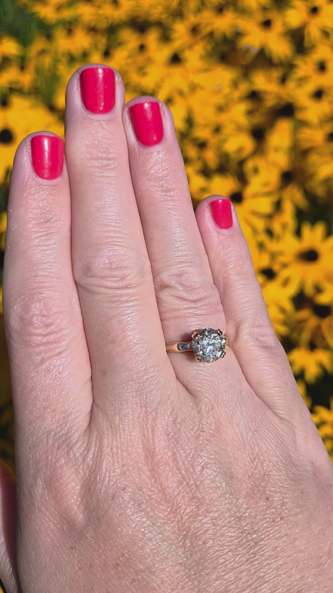 Late Art Deco Old European Cut and Baguette Diamond Engagement Ring in 14k Yellow Gold