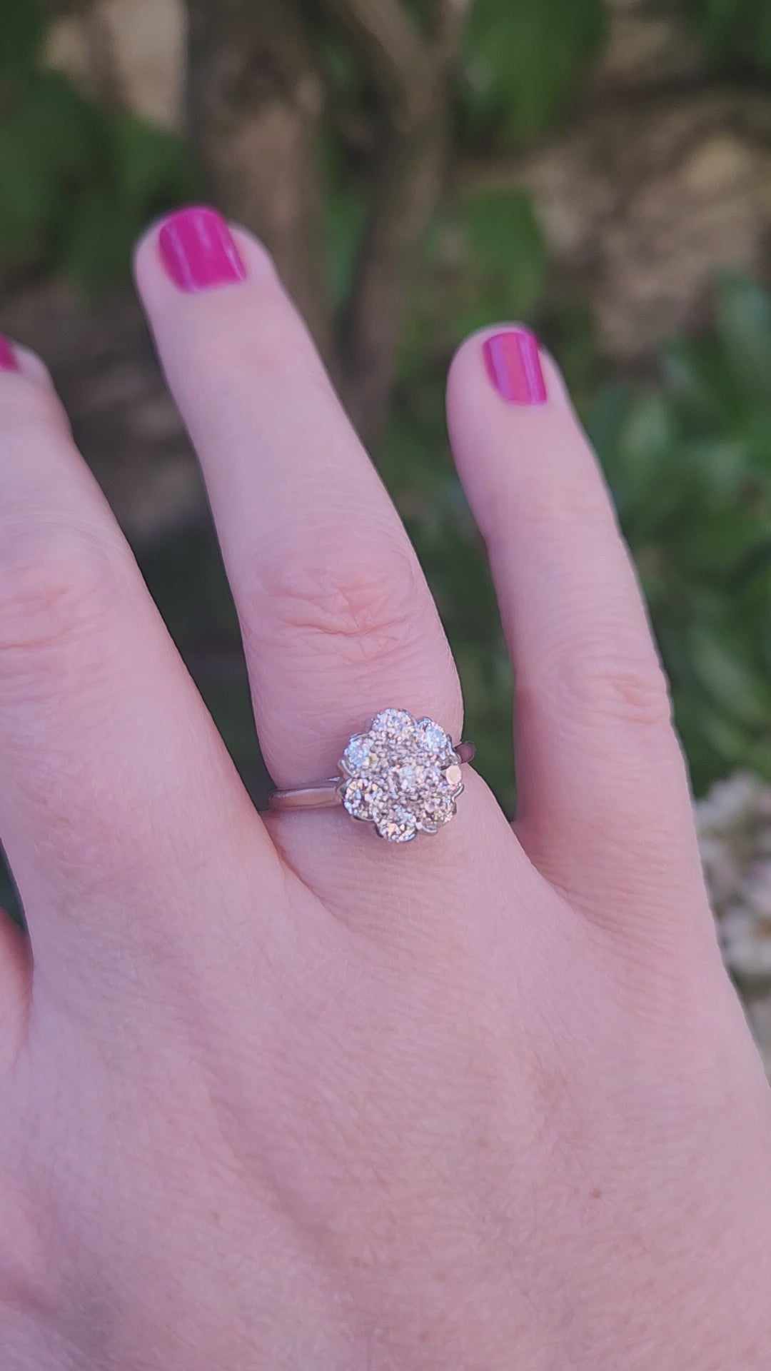 Art Deco Old European Cut Diamond Daisy Cluster Ring in Platinum