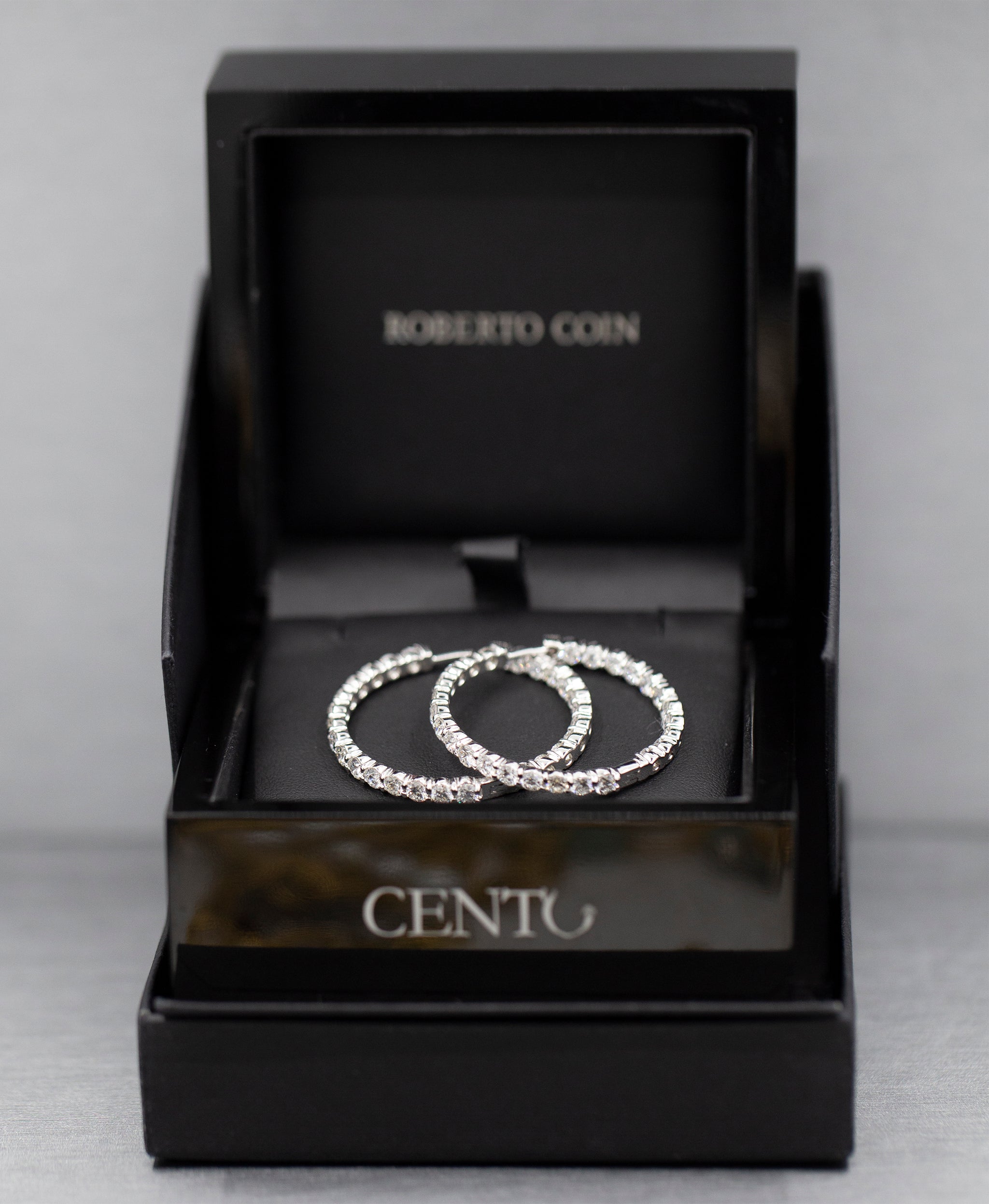 Roberto Coin 5.55ctw Diamond Inside Out Hoop Earrings 18k with Packaging