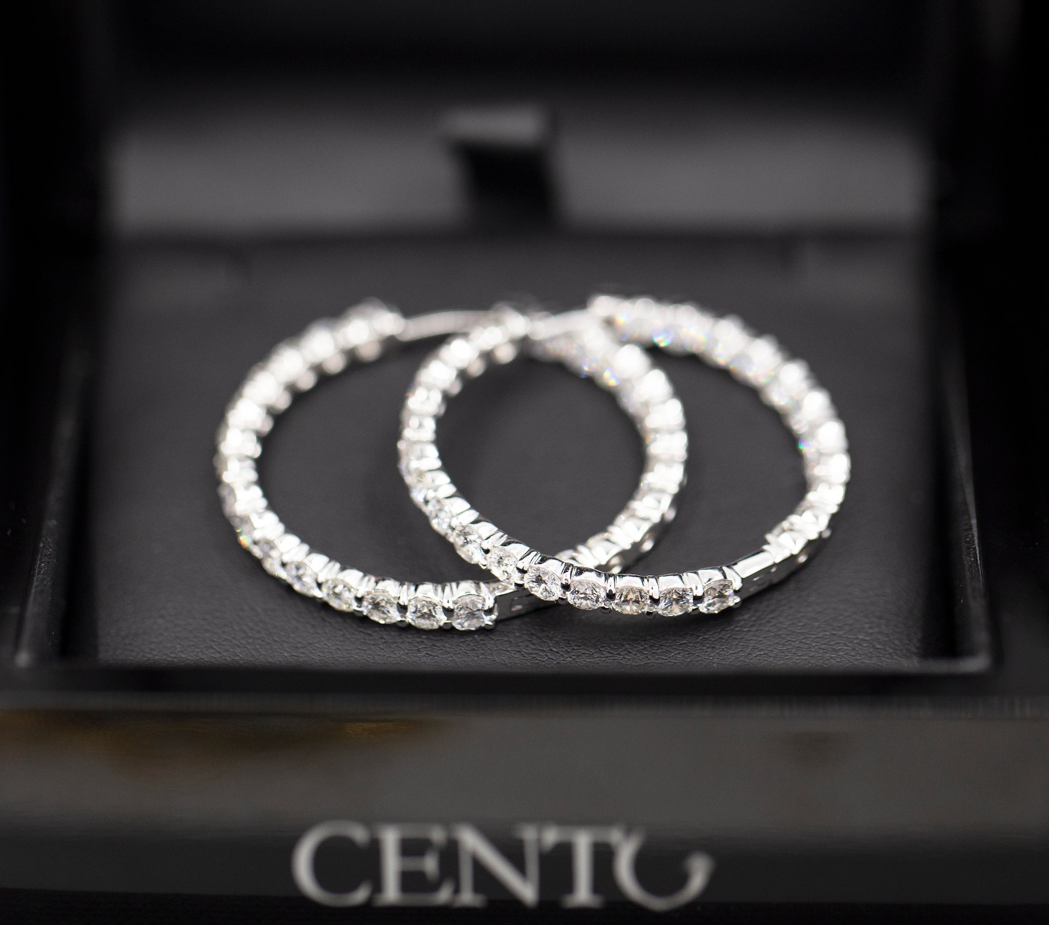 Roberto Coin 5.55ctw Diamond Inside Out Hoop Earrings 18k with Packaging