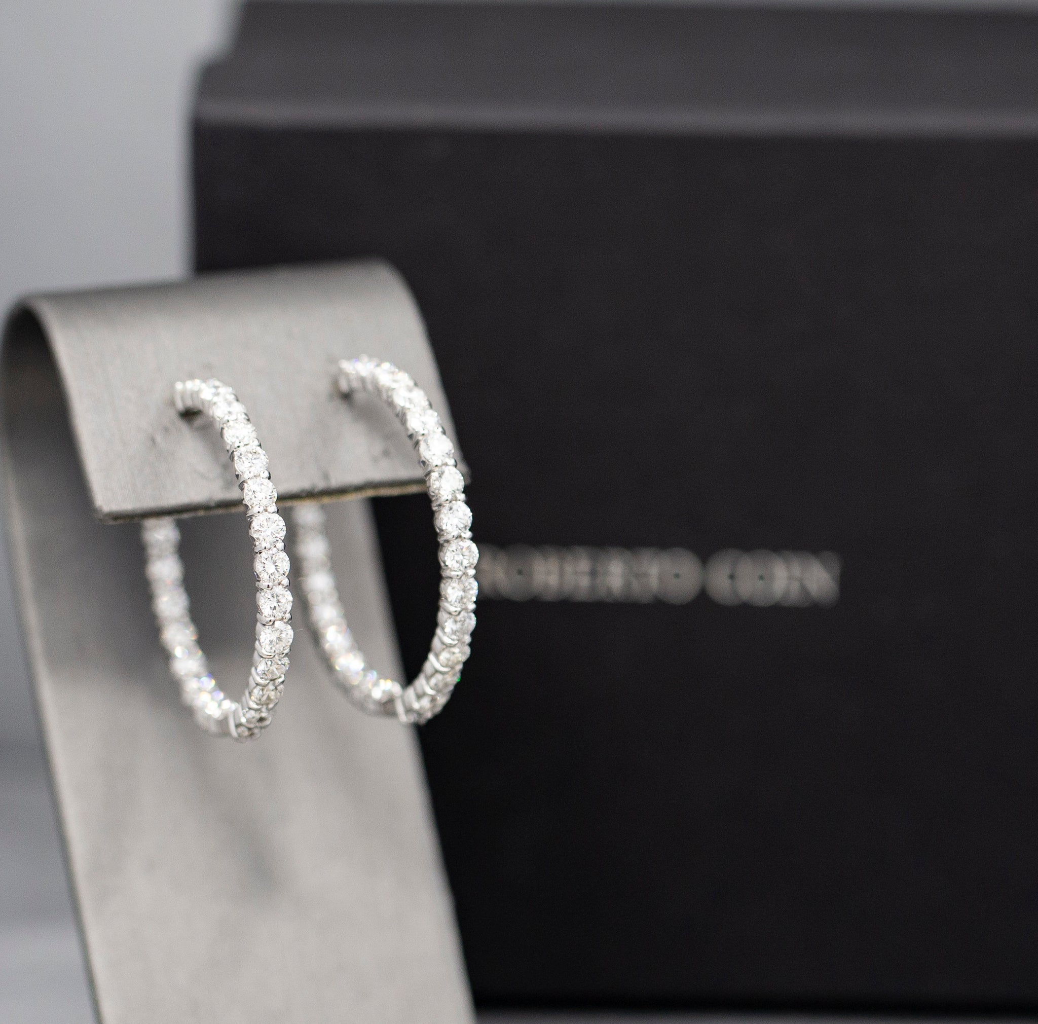 Roberto Coin 5.55ctw Diamond Inside Out Hoop Earrings 18k with Packaging