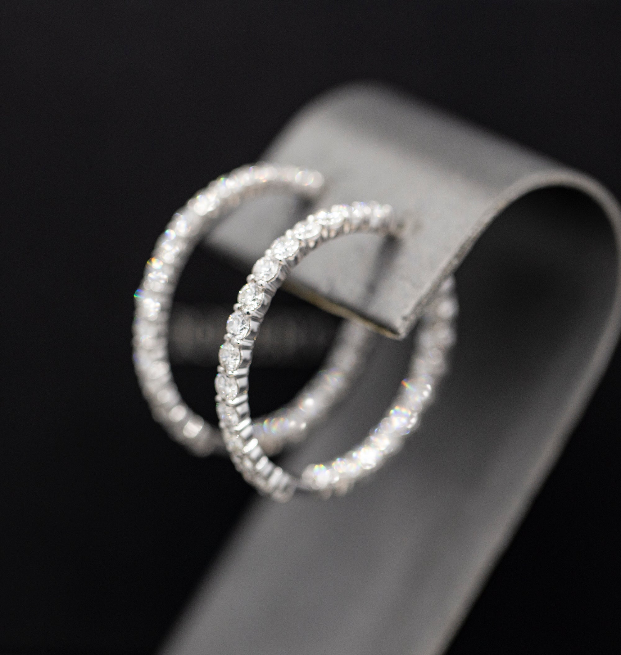 Roberto Coin 5.55ctw Diamond Inside Out Hoop Earrings 18k with Packaging
