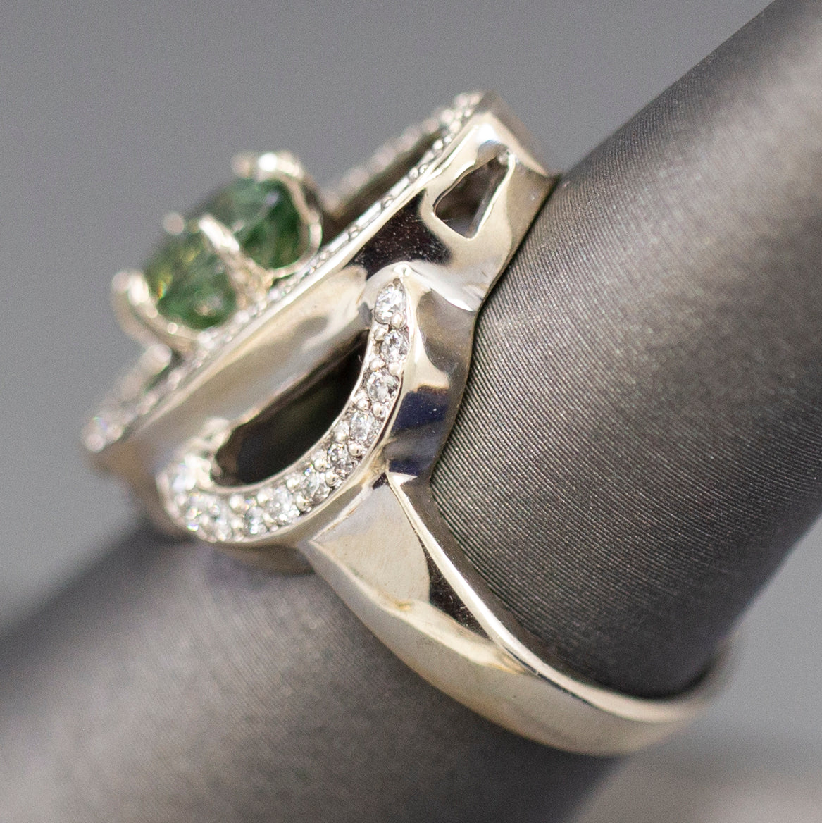 Gorgeous 3.02ctw Green Sapphire and Diamond Cocktail Ring in 14k White Gold