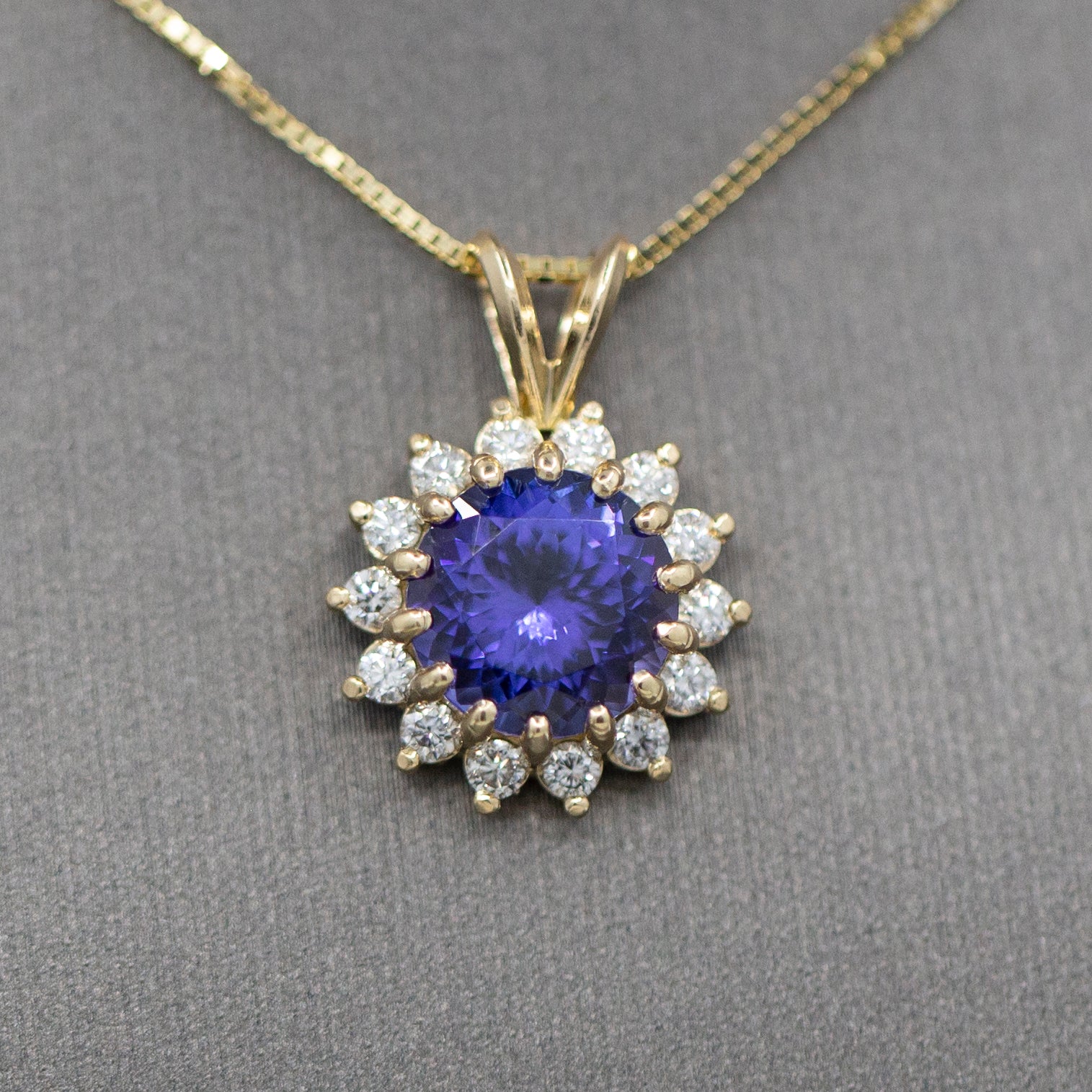 Lush Vivid Natural Tanzanite and Diamond Pendant Necklace in 14k Yellow Gold