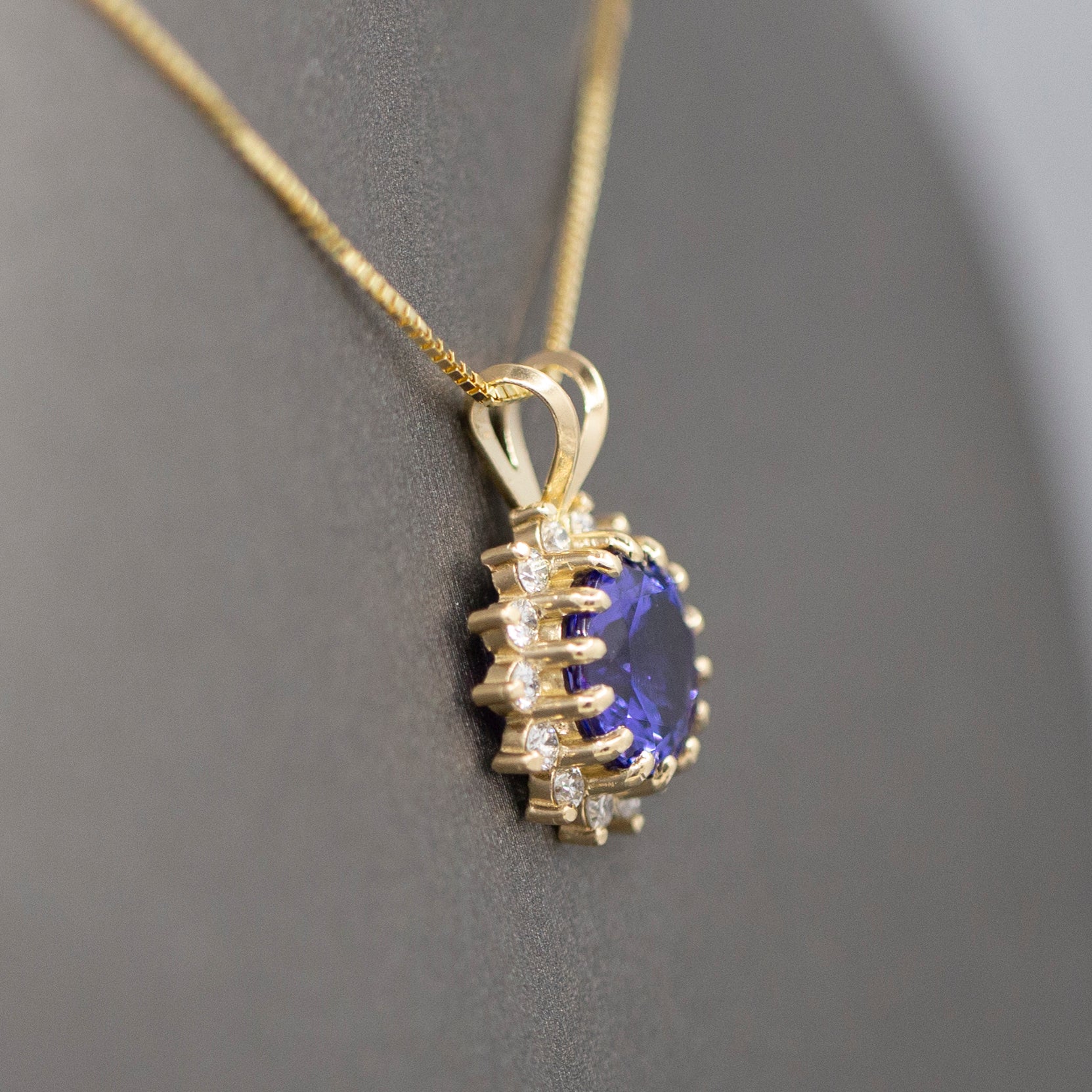Lush Vivid Natural Tanzanite and Diamond Pendant Necklace in 14k Yellow Gold