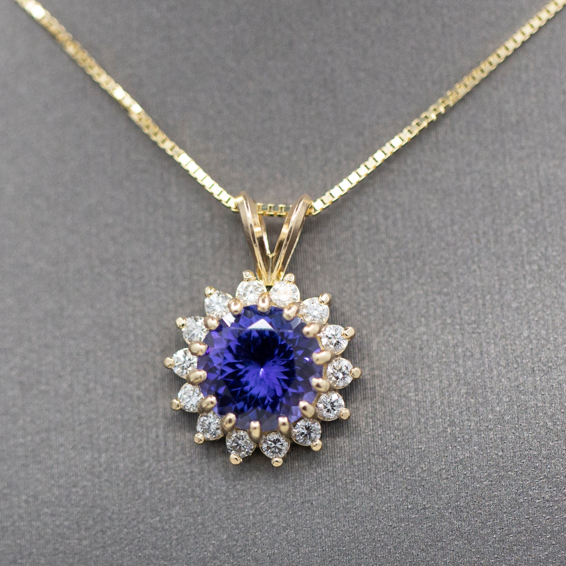 Lush Vivid Natural Tanzanite and Diamond Pendant Necklace in 14k Yellow Gold