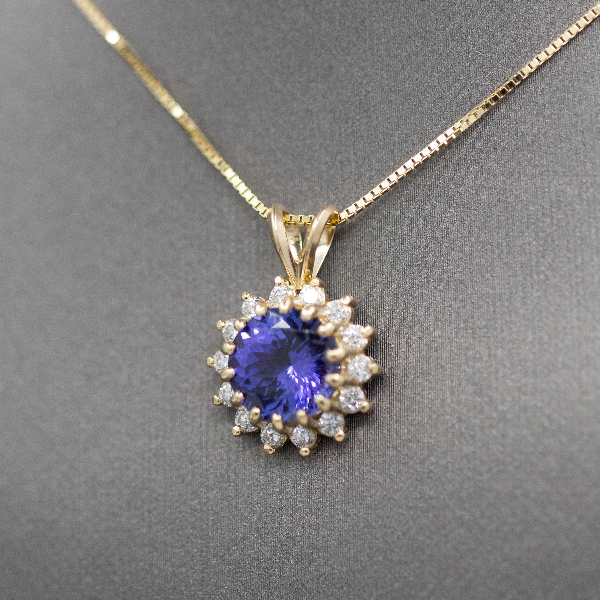 Lush Vivid Natural Tanzanite and Diamond Pendant Necklace in 14k Yellow Gold
