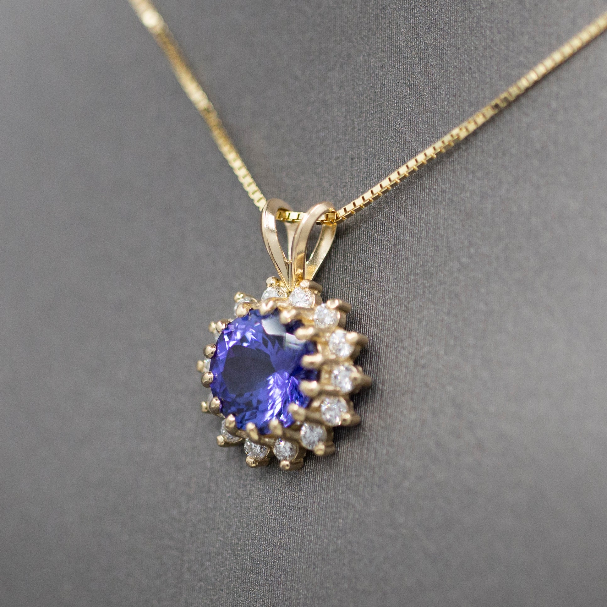 Lush Vivid Natural Tanzanite and Diamond Pendant Necklace in 14k Yellow Gold