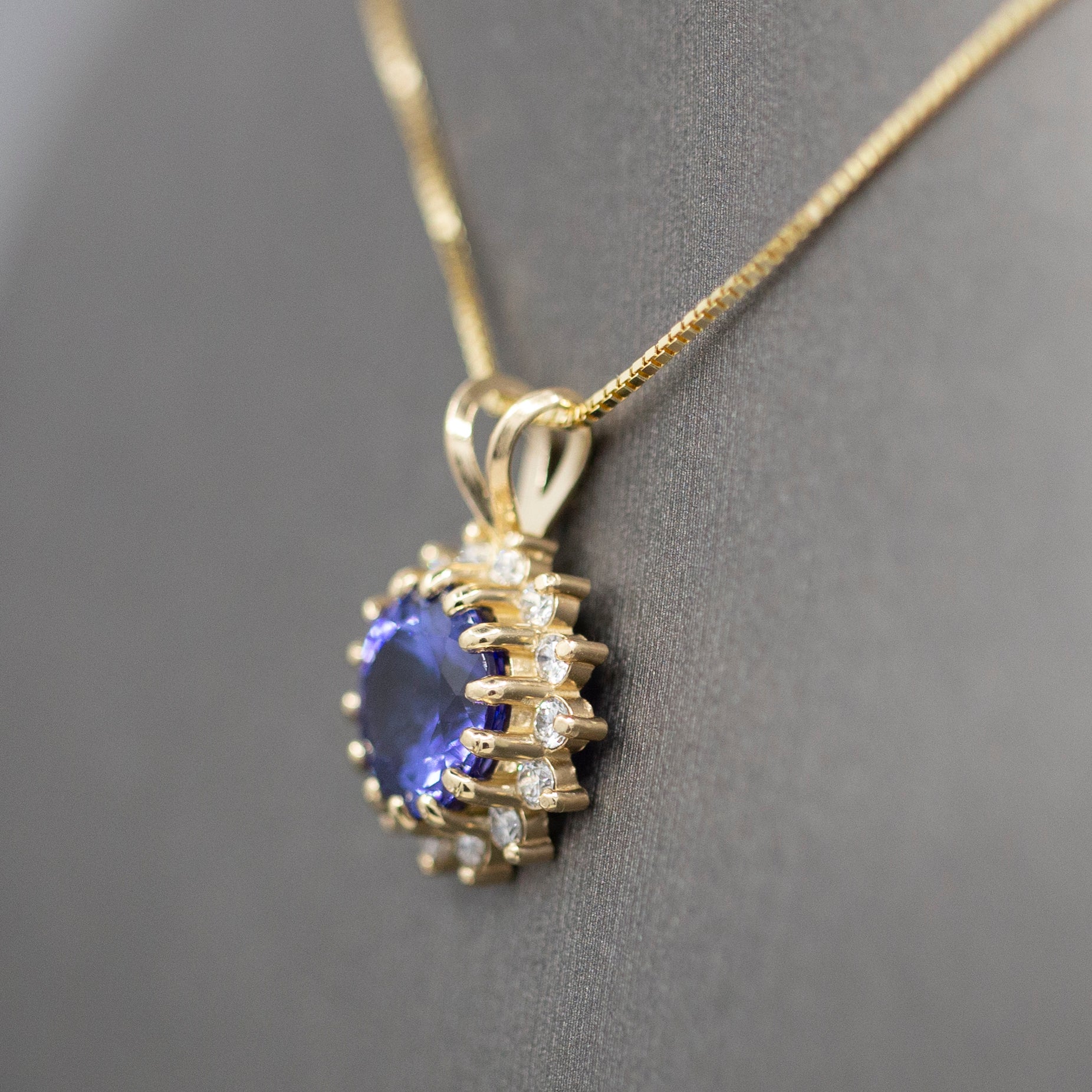 Lush Vivid Natural Tanzanite and Diamond Pendant Necklace in 14k Yellow Gold