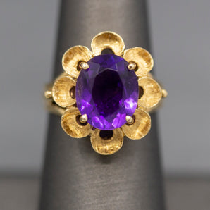 Fabulous Amethyst Textured and Scalloped Edge Cocktail Ring in 14k Yellow Gold
