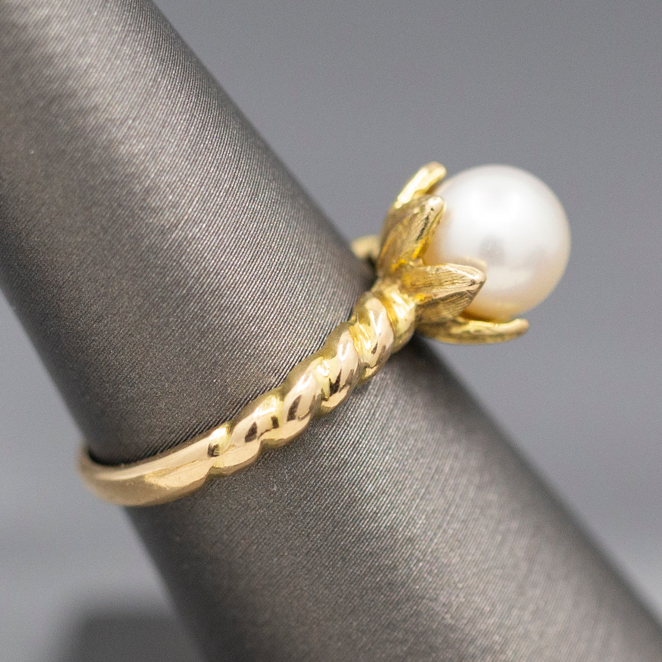 Perfect Pearl Flower Floral Solitaire Ring in 14k Yellow Gold, Pearl Engagement Ring