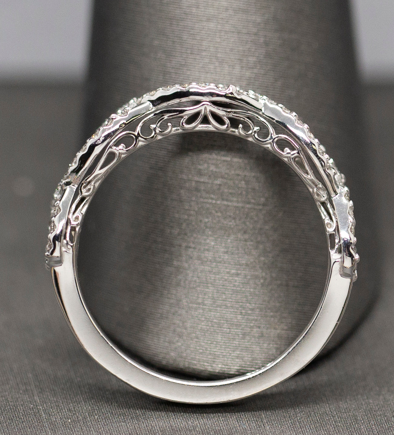 0.35ctw Diamond Infinity Wedding Band Ring 14k White Gold Size 7.25