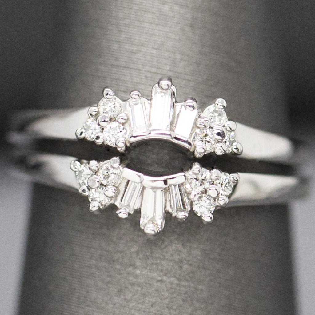 0.28ctw Round and Baguette Diamond Ring Guard Contour Wedding Ring 14k