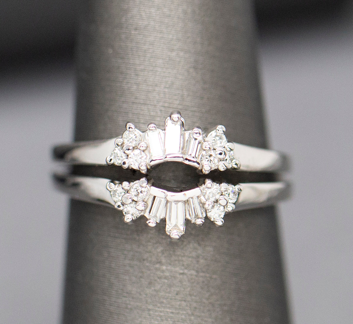 0.28ctw Round and Baguette Diamond Ring Guard Contour Wedding Ring 14k