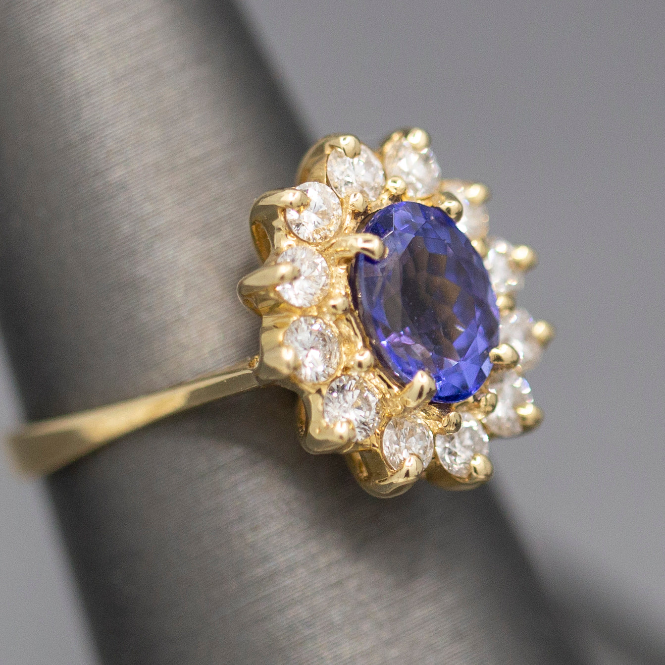 Stunning Tanzanite and Diamond Ring in 14k Yellow Gold