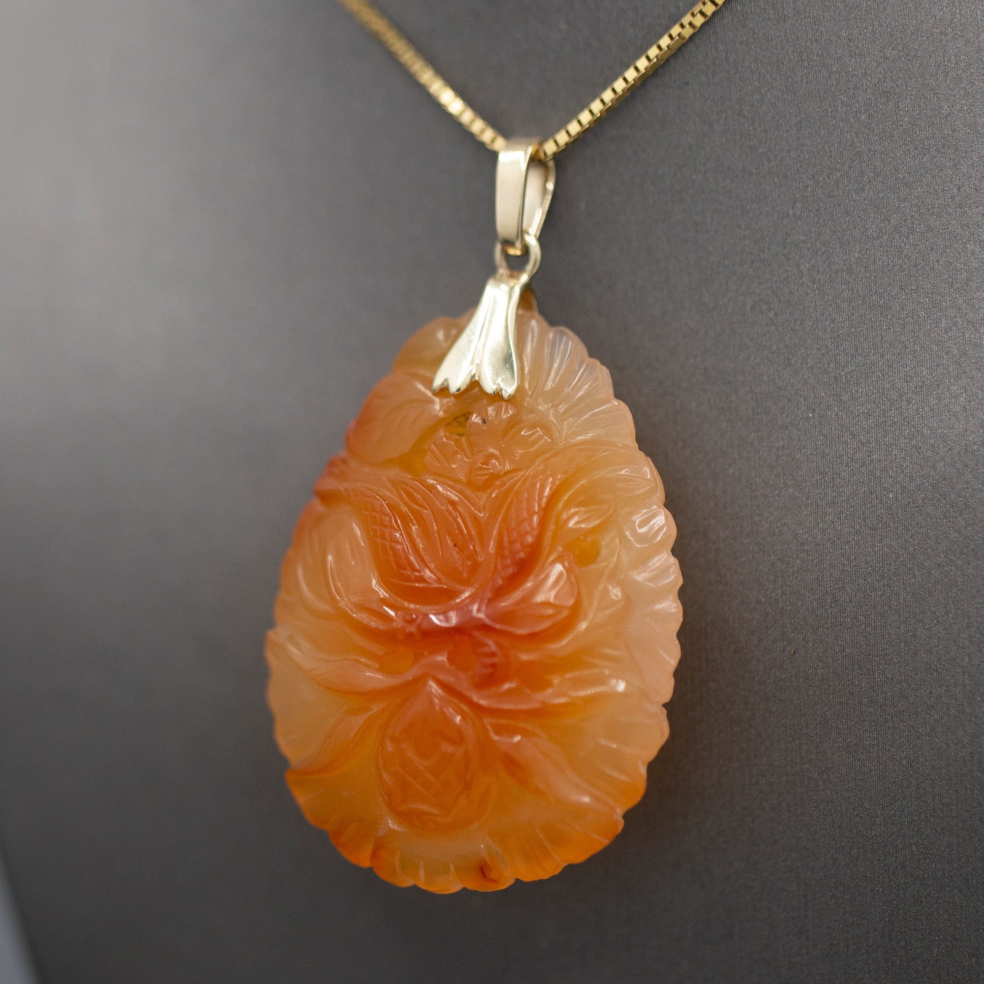 Vintage Carved Red Orange Jadeite Pendant 14k Yellow Gold
