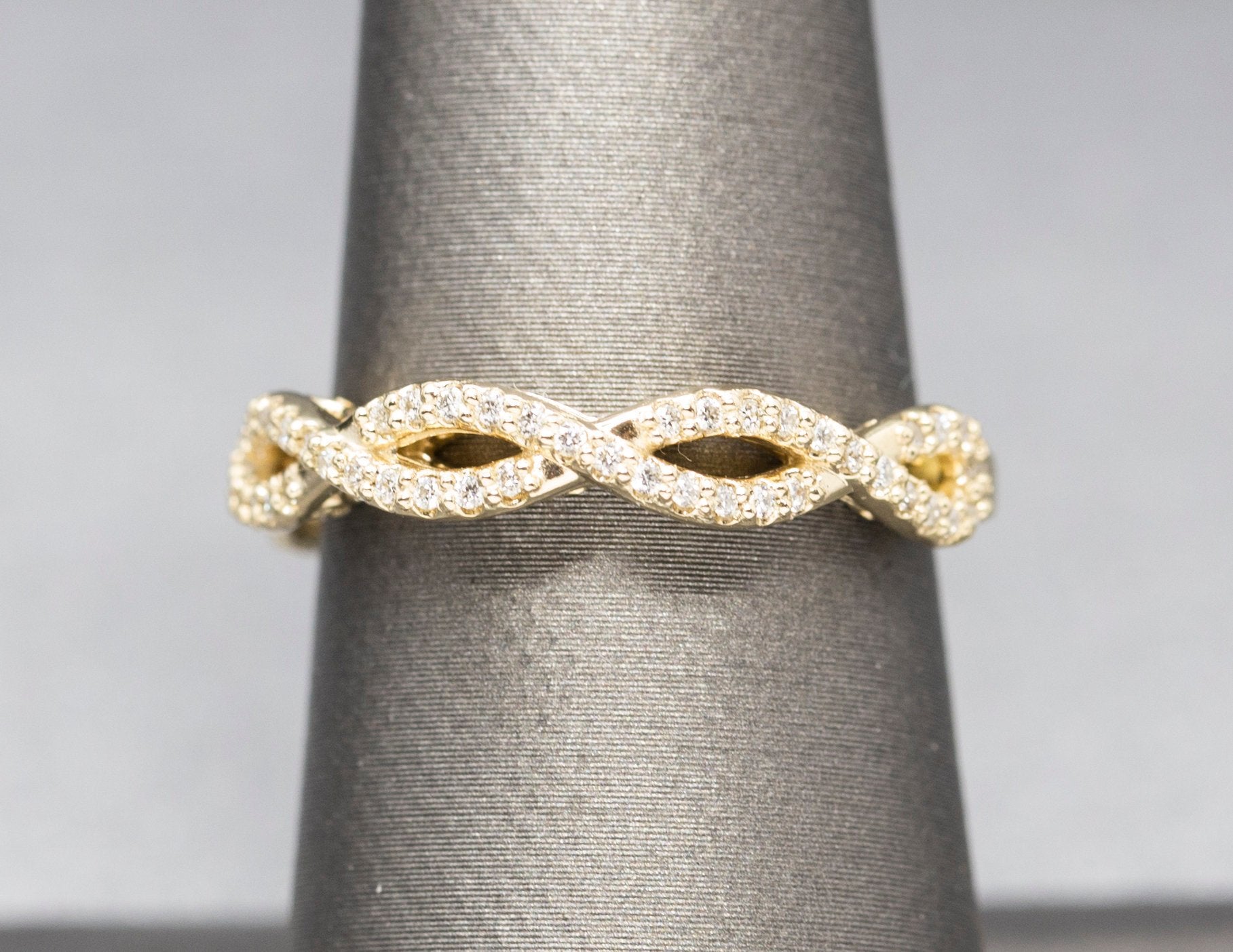 0.35ctw Diamond Infinity Wedding Band Ring 14k Yellow Gold Size 7.25
