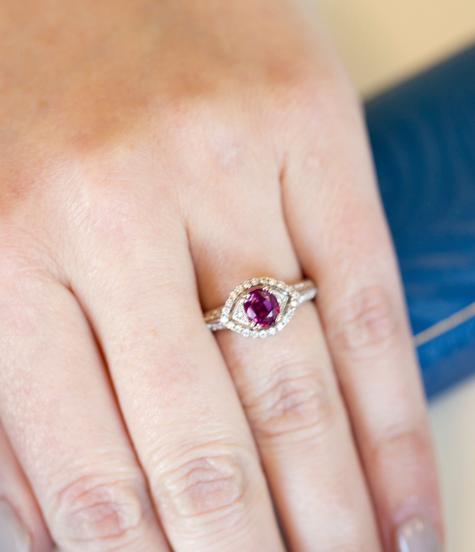 Delightful 1.76ctw Natural Purple Sapphire Ruby & Diamond Ring 18k Size 6.75