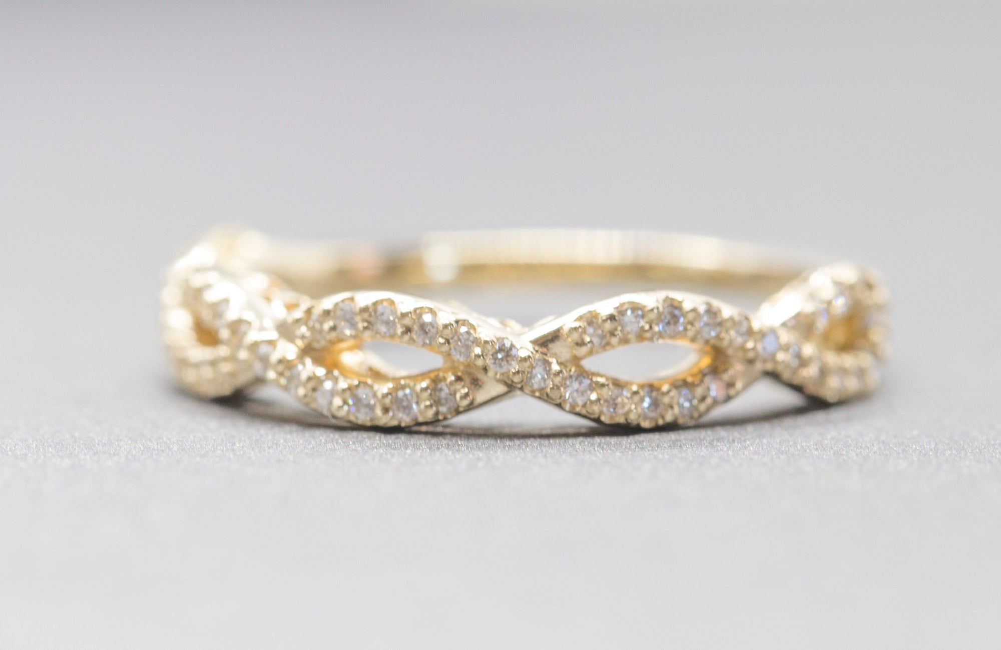 0.35ctw Diamond Infinity Wedding Band Ring 14k Yellow Gold Size 7.25
