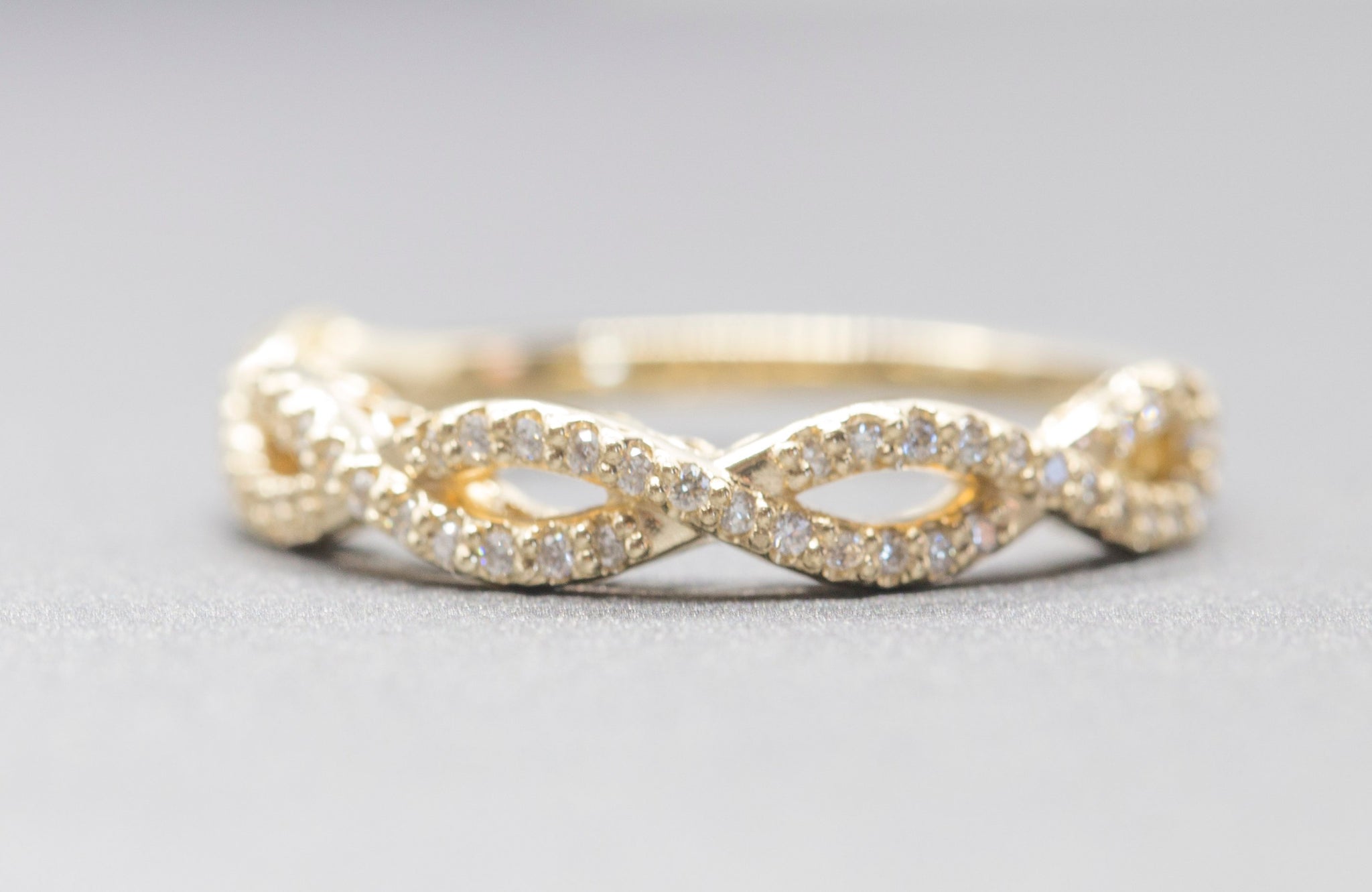 0.35ctw Diamond Infinity Wedding Band Ring 14k Yellow Gold Size 7.25