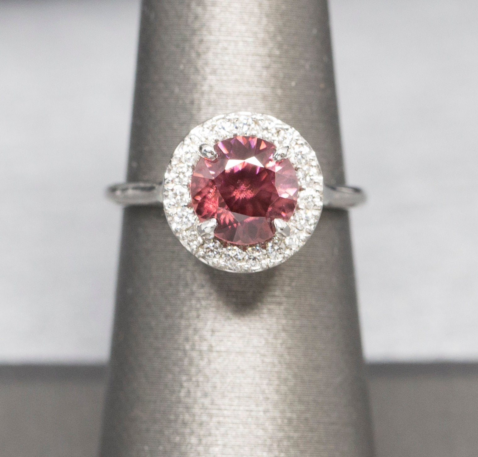 Glamorous 3.50ctw Rose Pink Red Zircon and Diamond Halo Ring Size 6.5